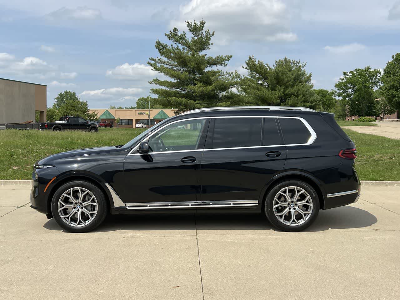 2024 BMW X7 xDrive40i 3