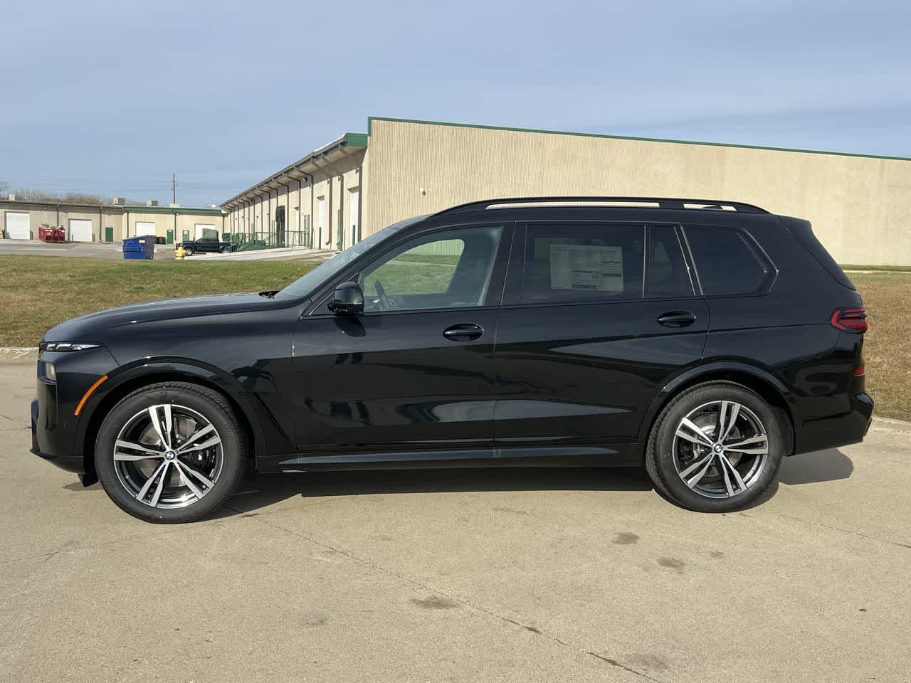 2025 BMW X7 xDrive40i 3