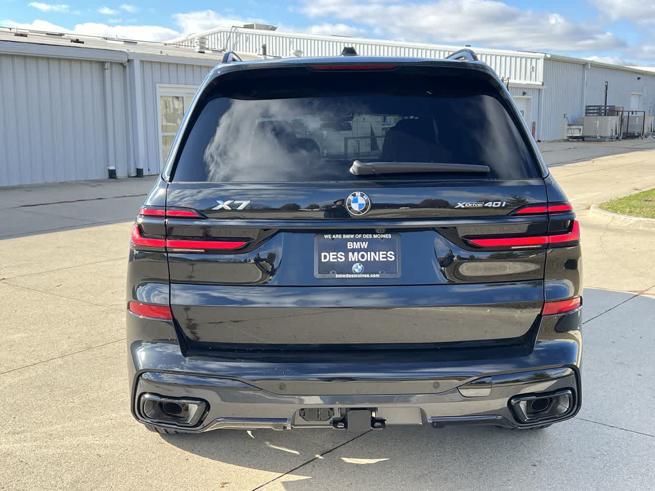 2025 BMW X7 xDrive40i 5