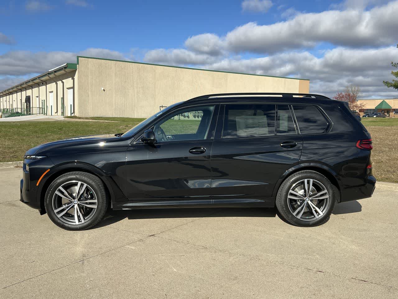 2025 BMW X7 xDrive40i 3