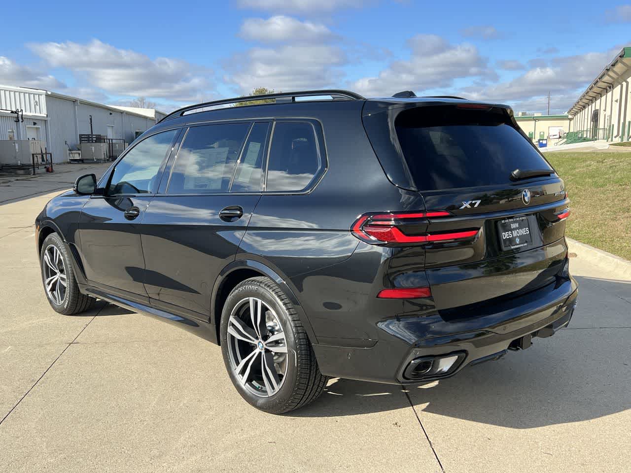 2025 BMW X7 xDrive40i 4