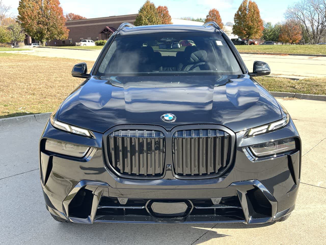 2025 BMW X7 xDrive40i 9