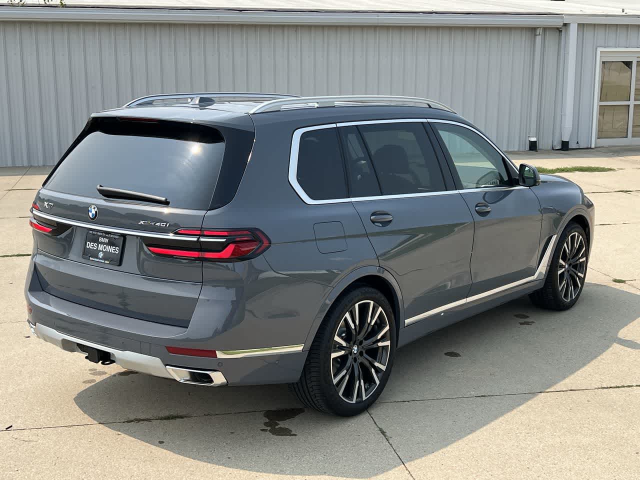 2025 BMW X7 xDrive40i 6