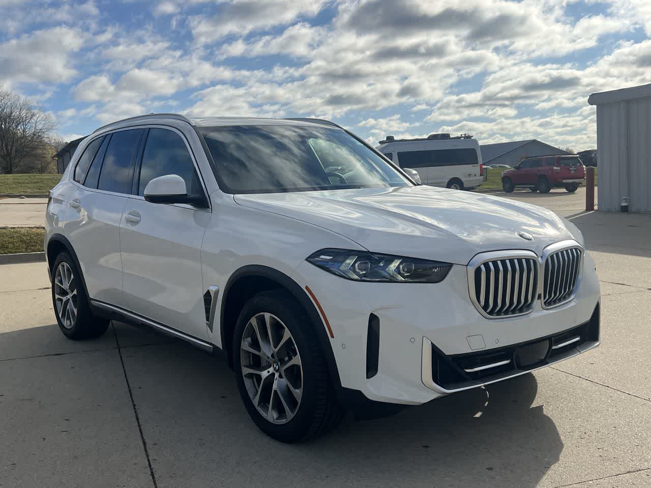 2025 BMW X5 xDrive40i 8