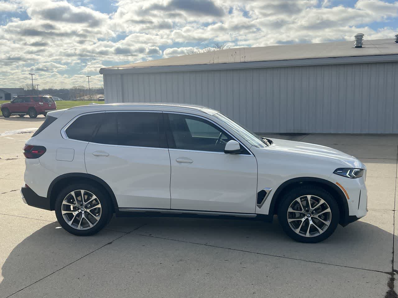 2025 BMW X5 xDrive40i 7