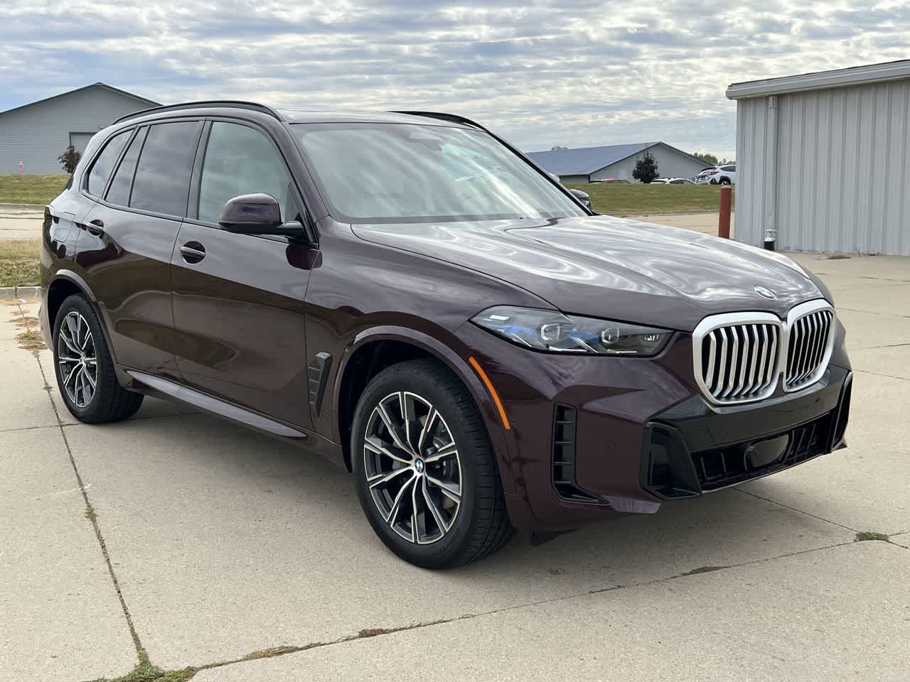 2025 BMW X5 xDrive40i 8