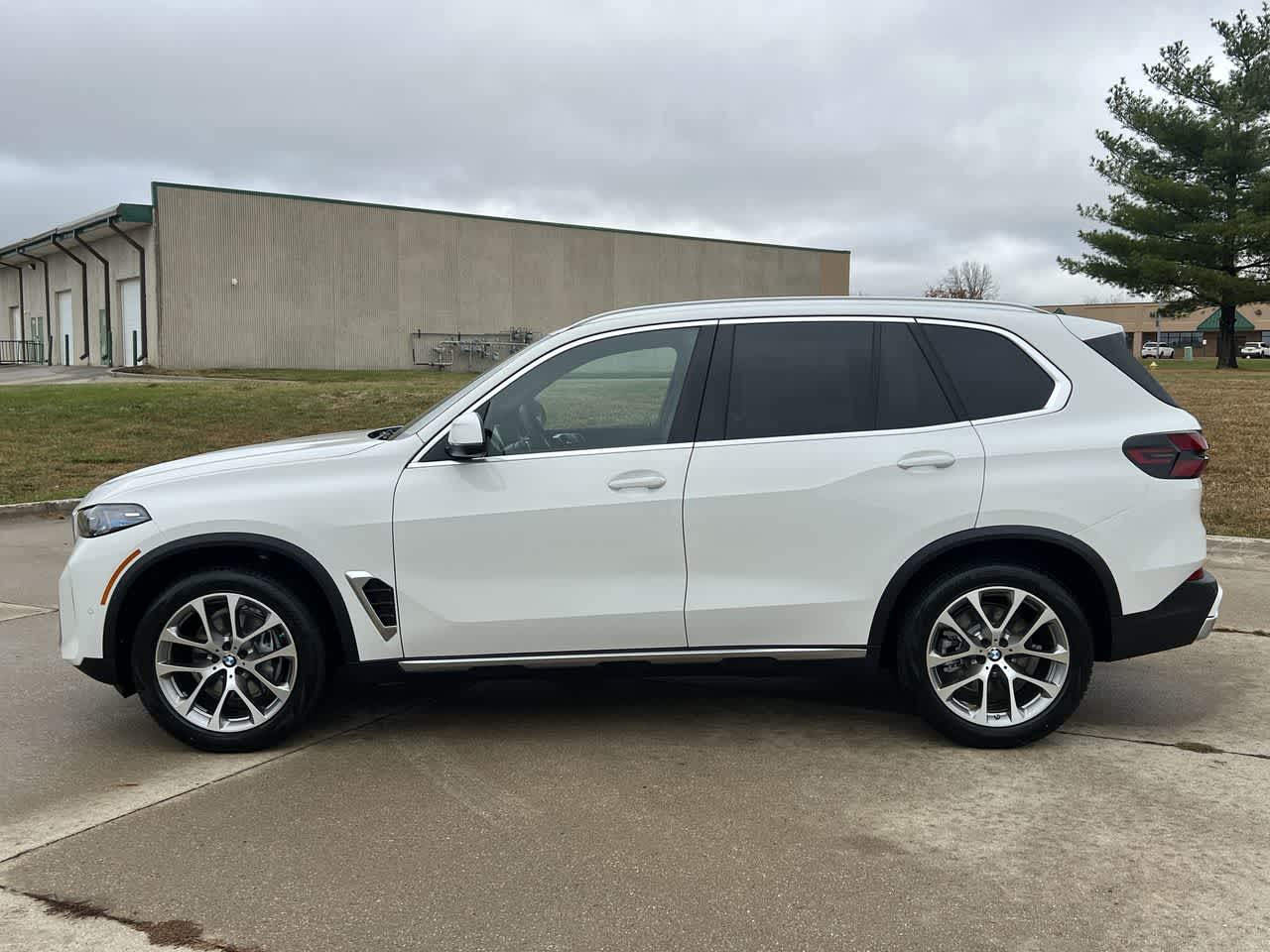 2025 BMW X5 xDrive40i 3