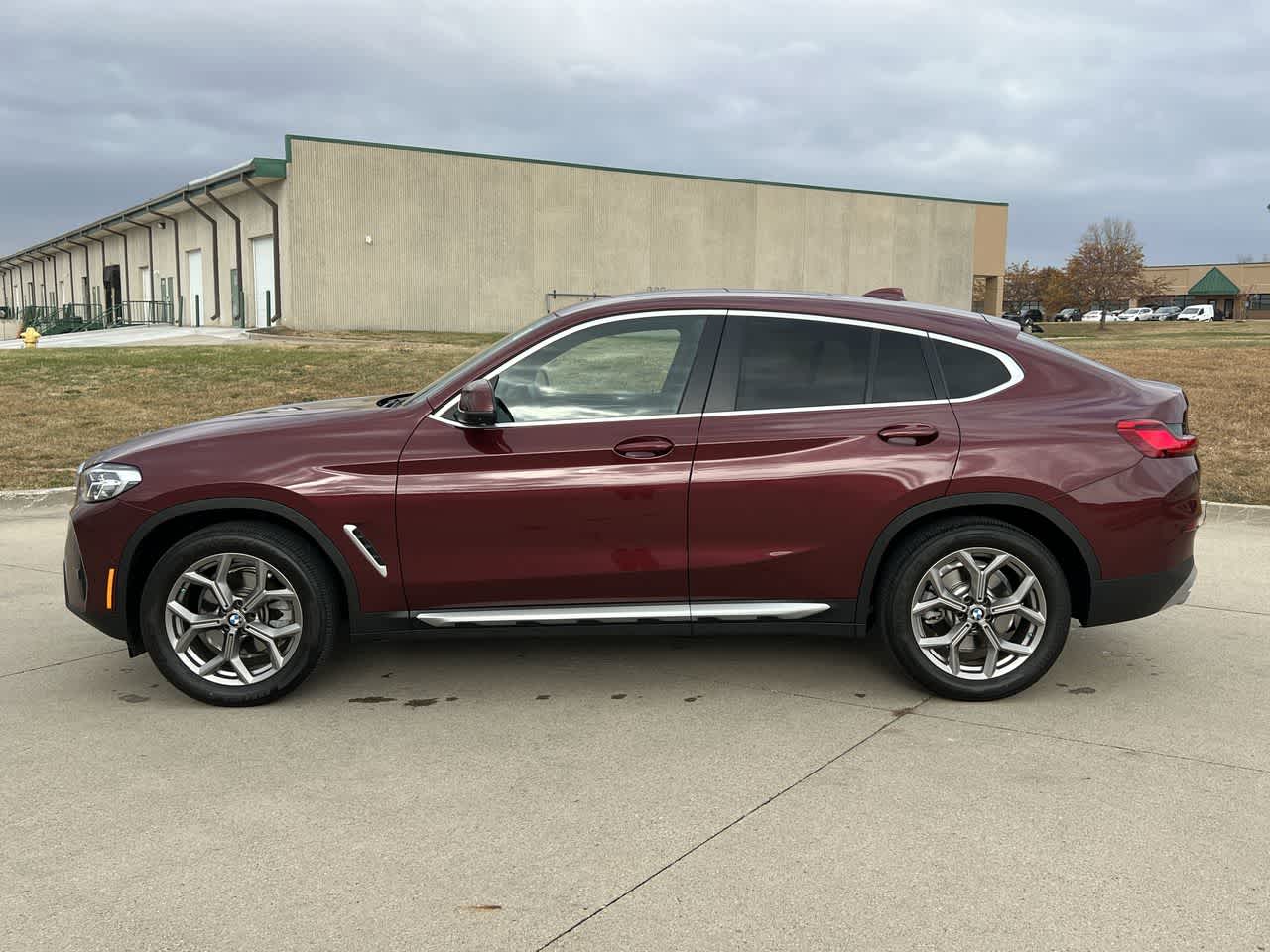 2022 BMW X4 xDrive30i 3