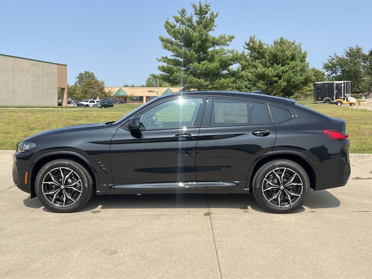 2025 BMW X4 xDrive30i 3