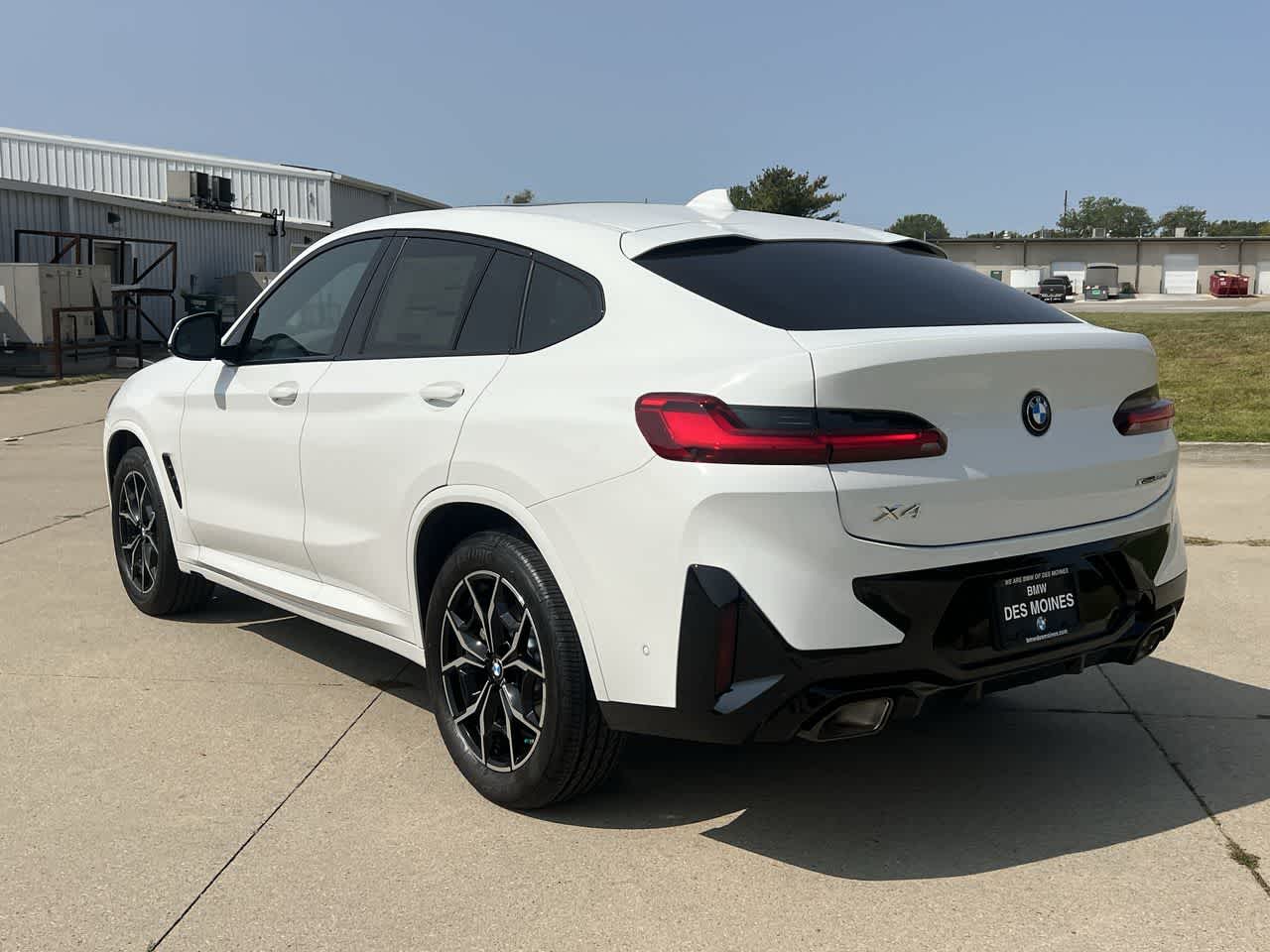 2025 BMW X4 xDrive30i 4