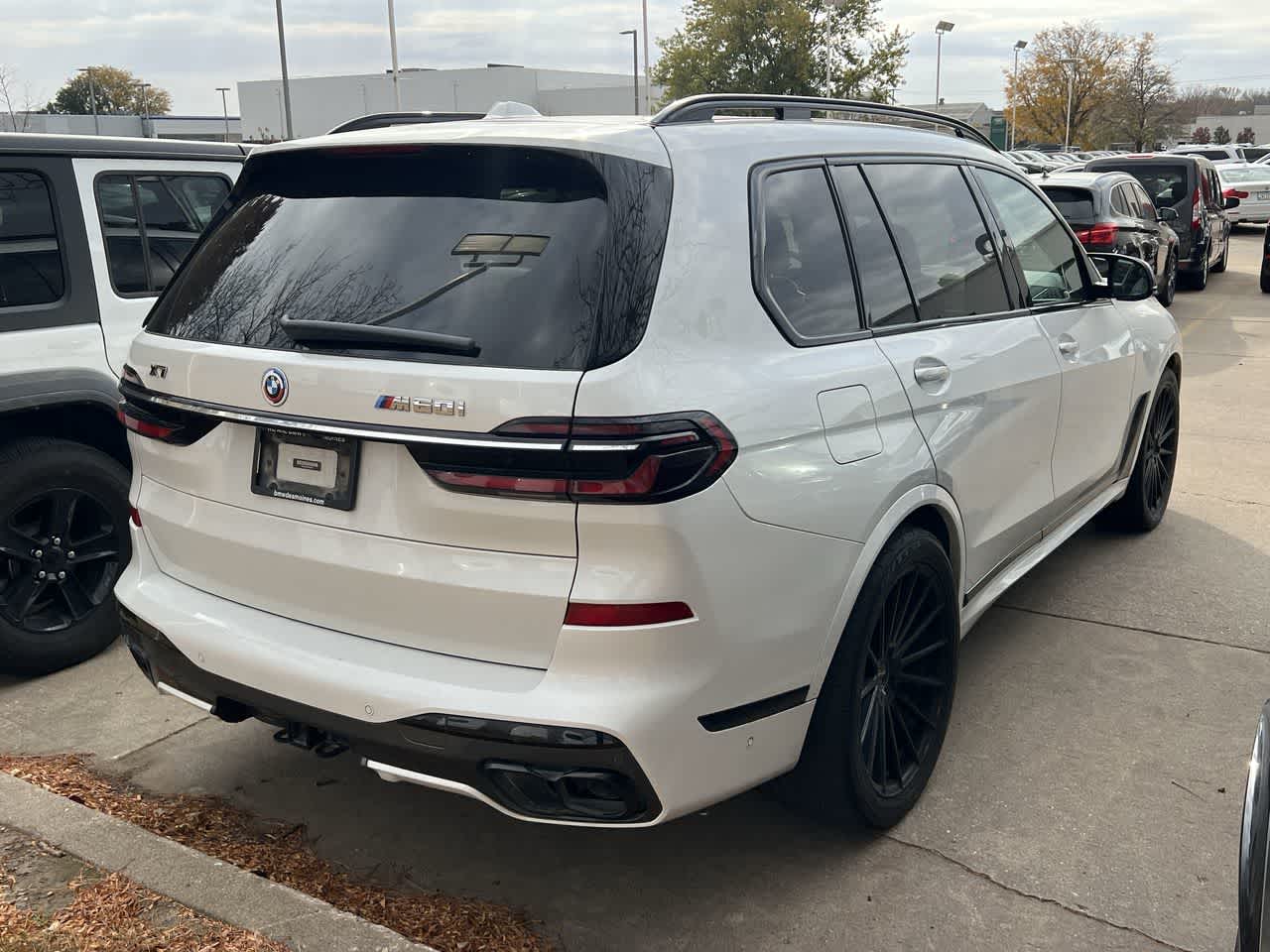 2023 BMW X7 M60i 3