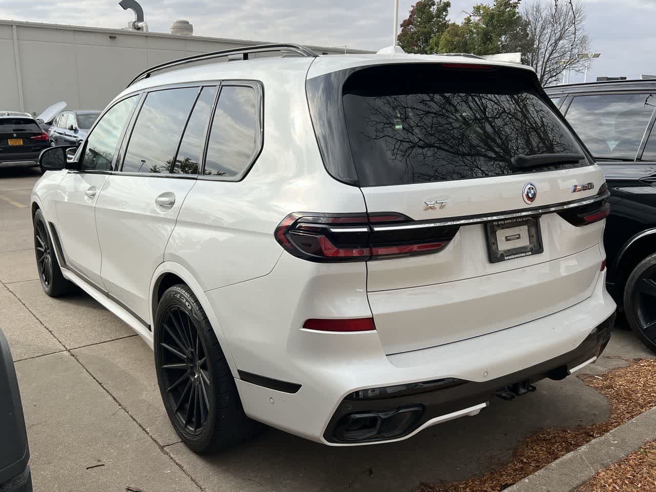 2023 BMW X7 M60i 2