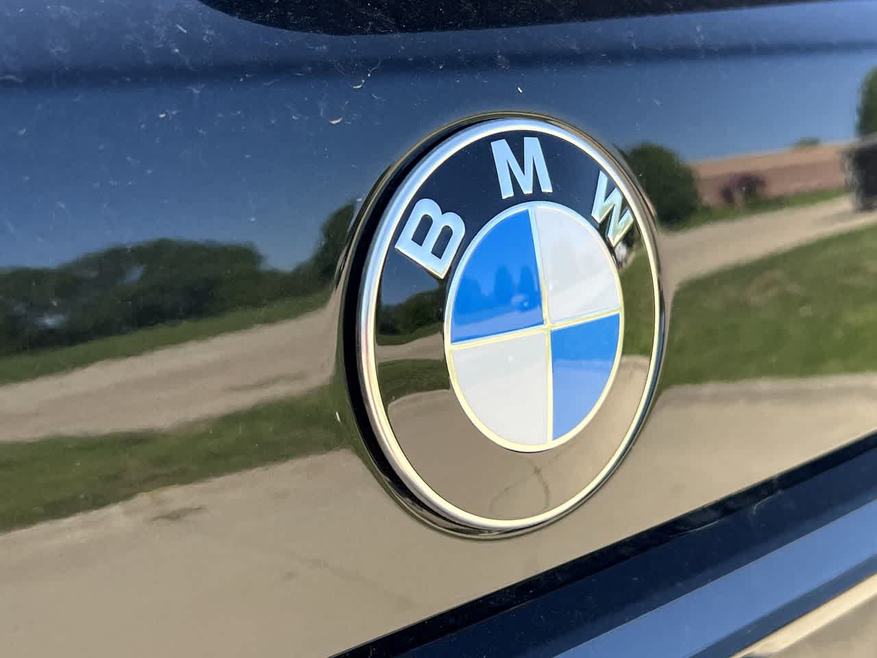 2025 BMW X7 M60i 10