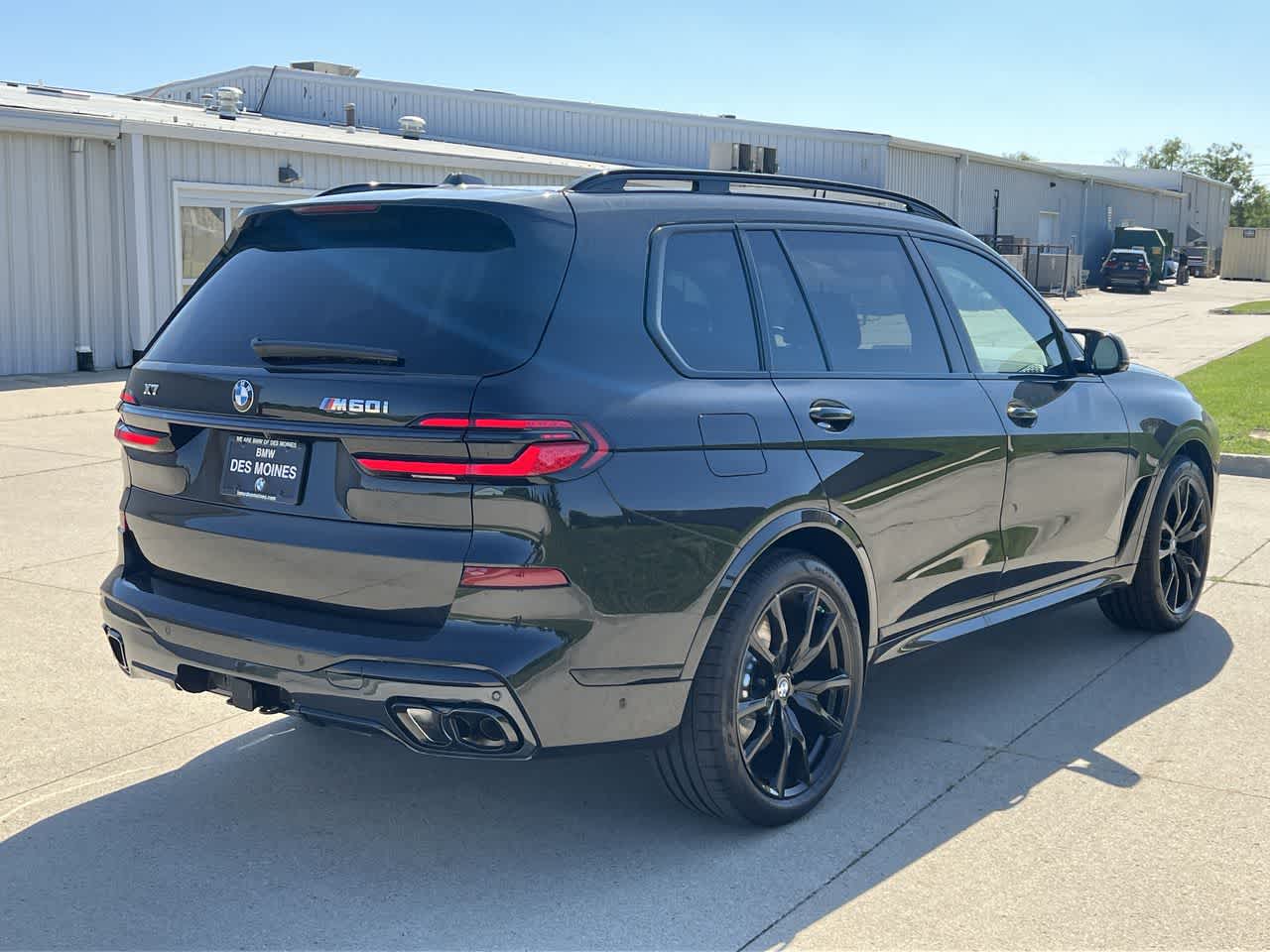 2025 BMW X7 M60i 6