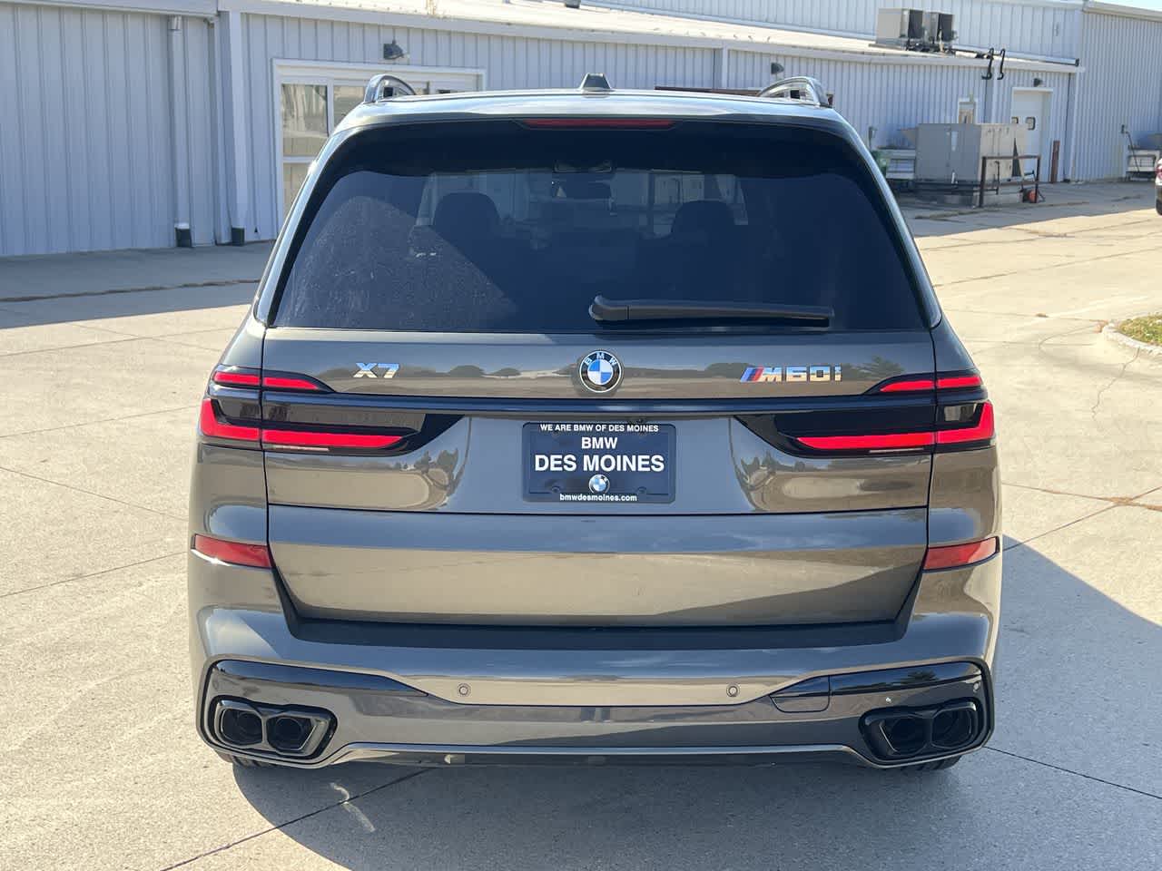 2025 BMW X7 M60i 5