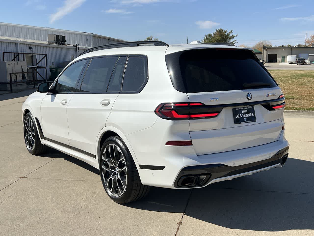 2025 BMW X7 M60i 4