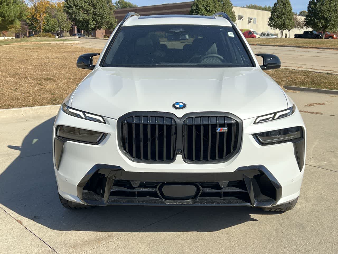 2025 BMW X7 M60i 9