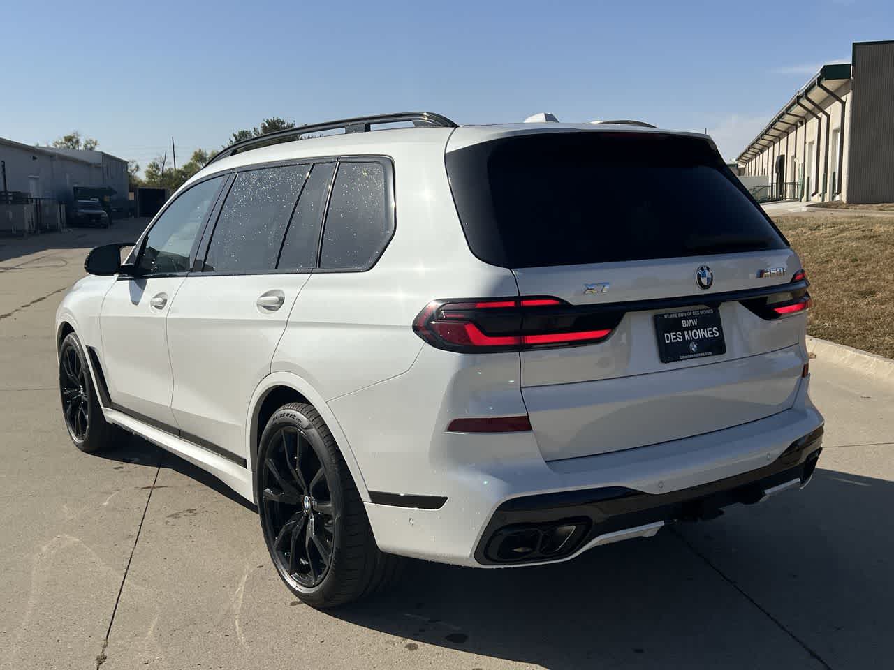 2025 BMW X7 M60i 4