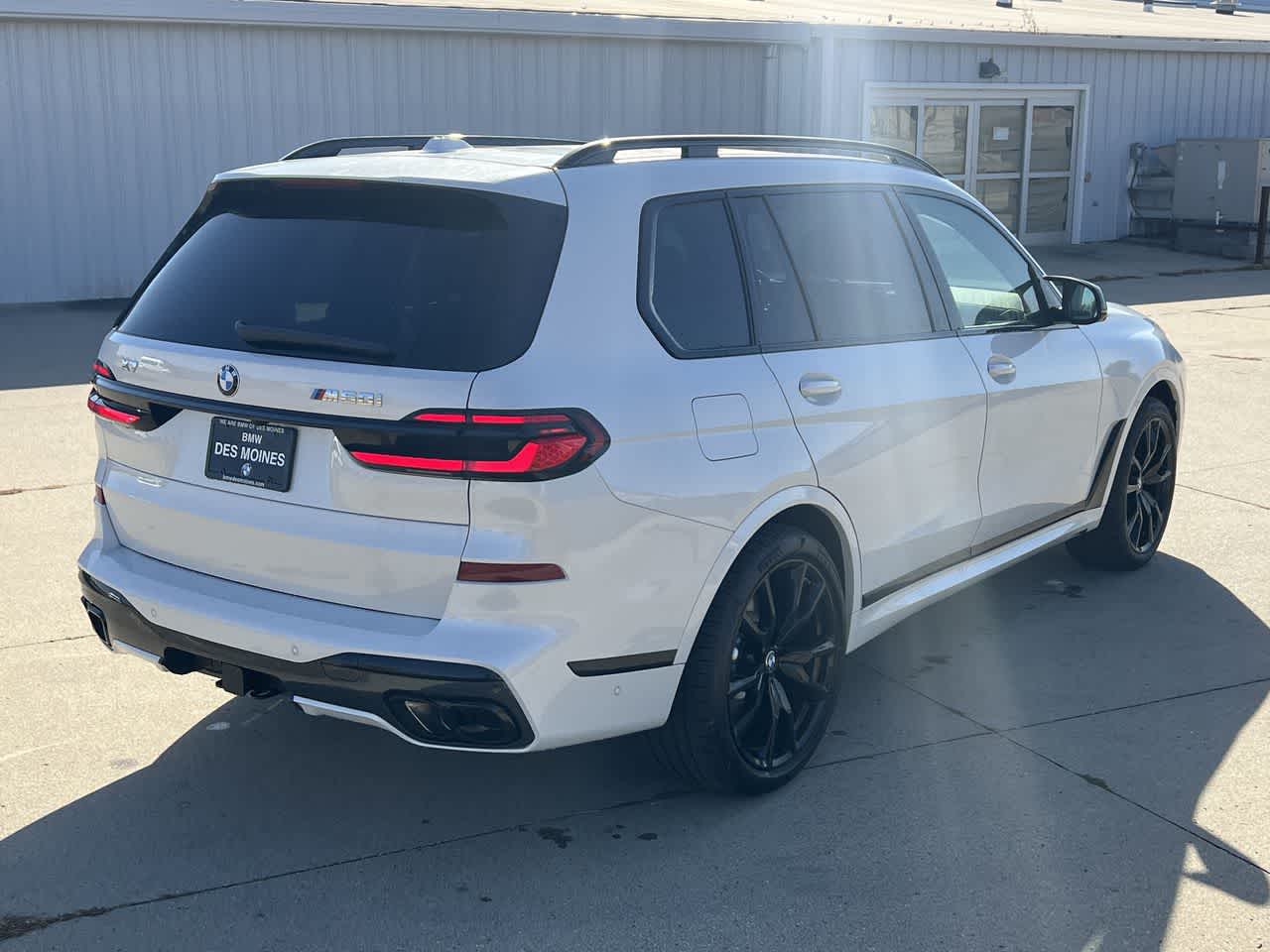 2025 BMW X7 M60i 6