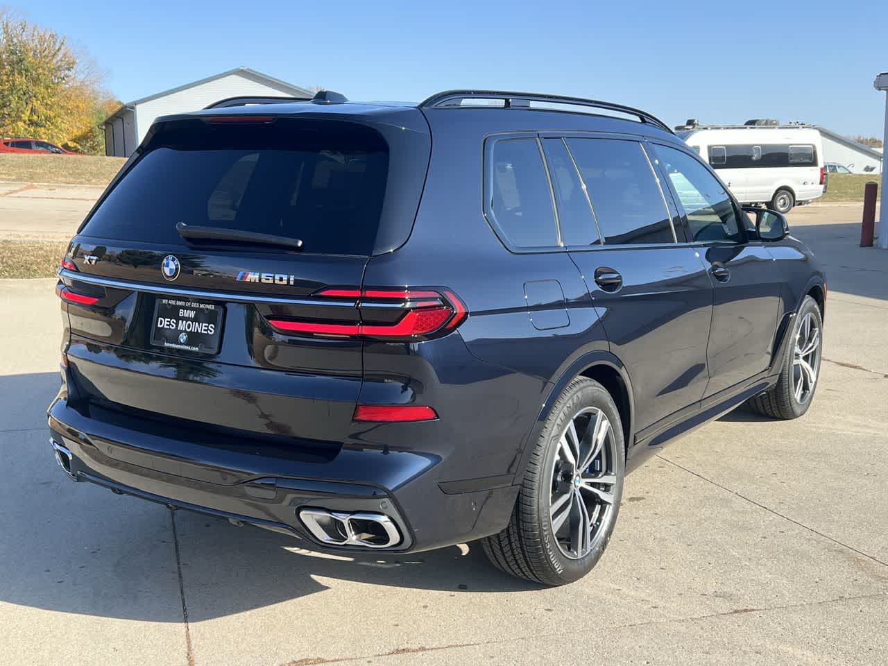 2025 BMW X7 M60i 6