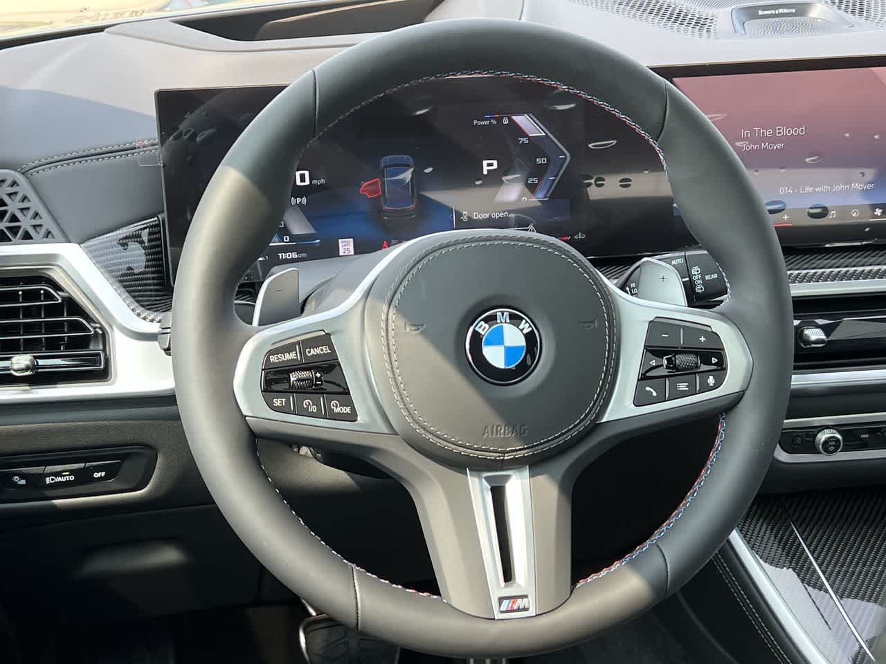 2025 BMW X5 M60i 23