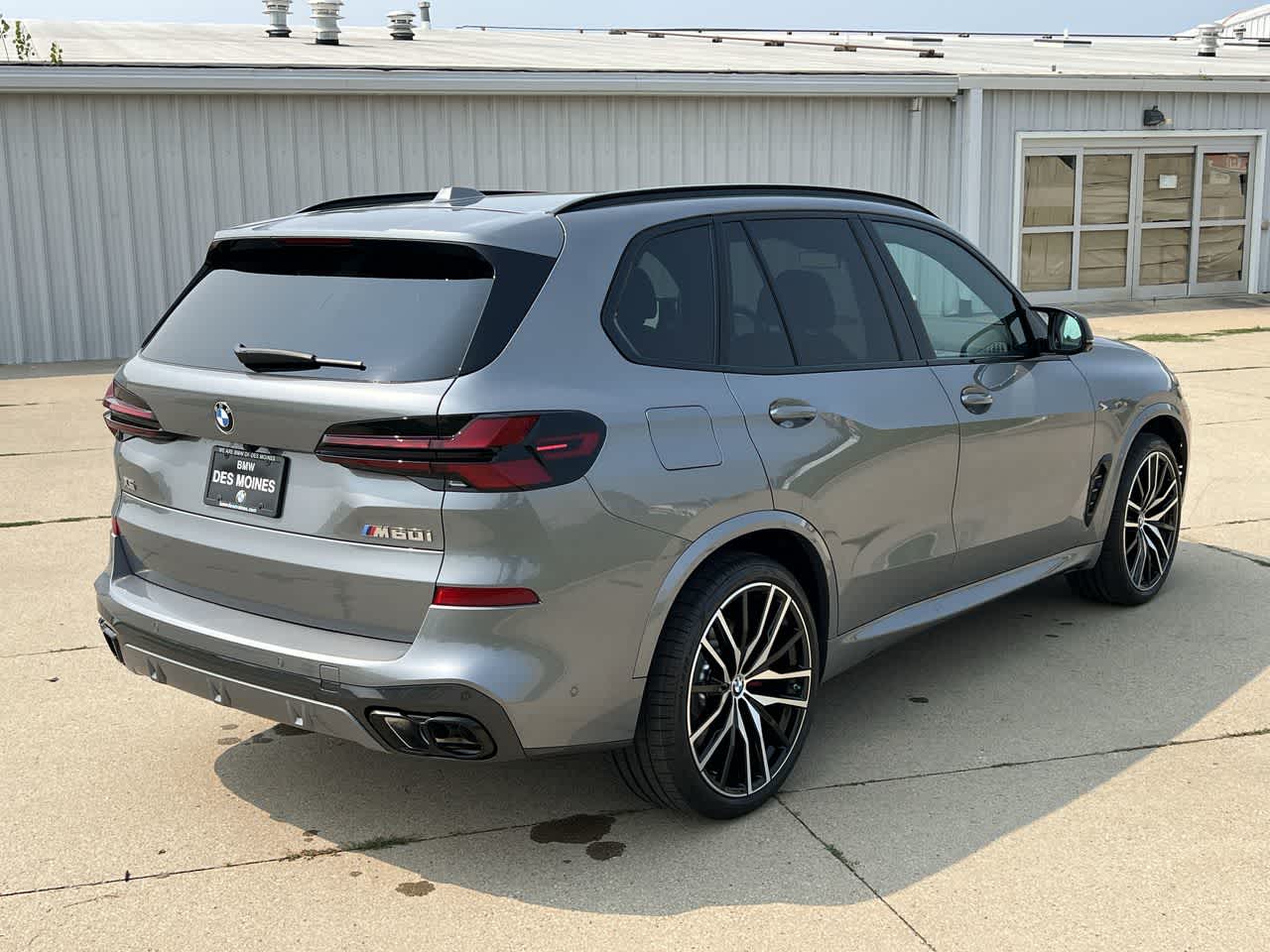 2025 BMW X5 M60i 6