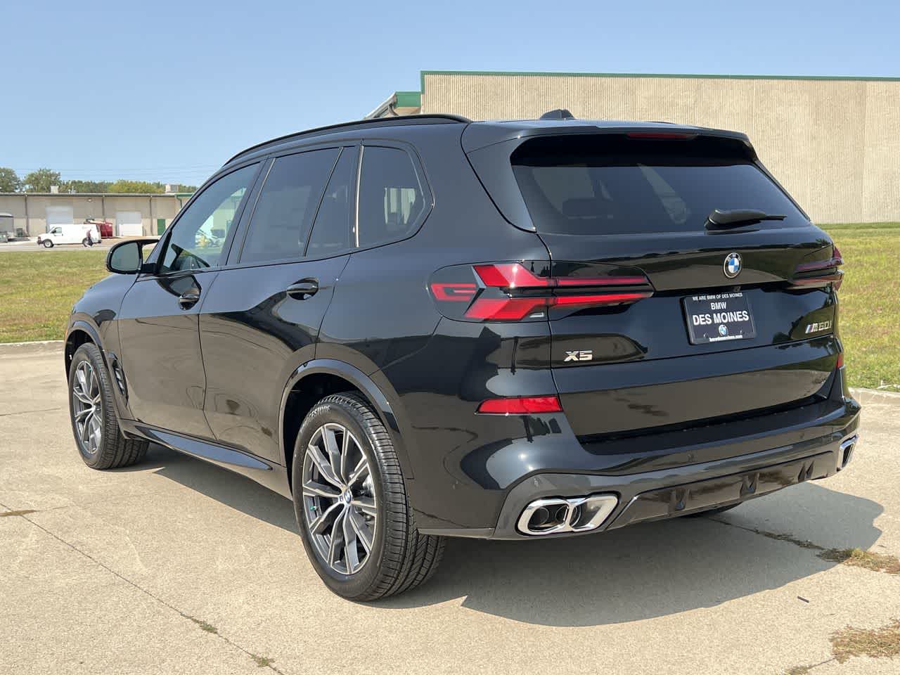 2025 BMW X5 M60i 4