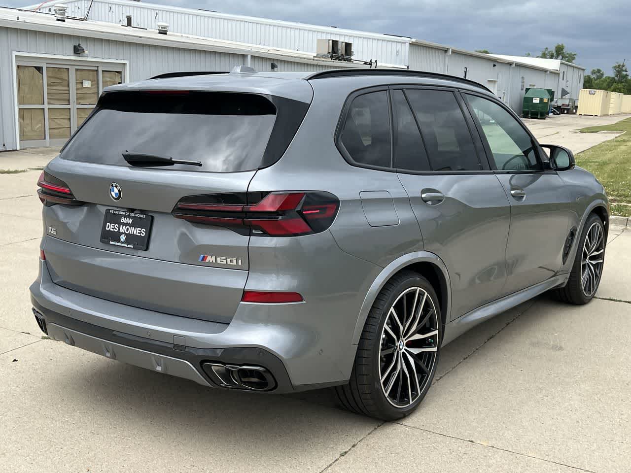 2025 BMW X5 M60i 6