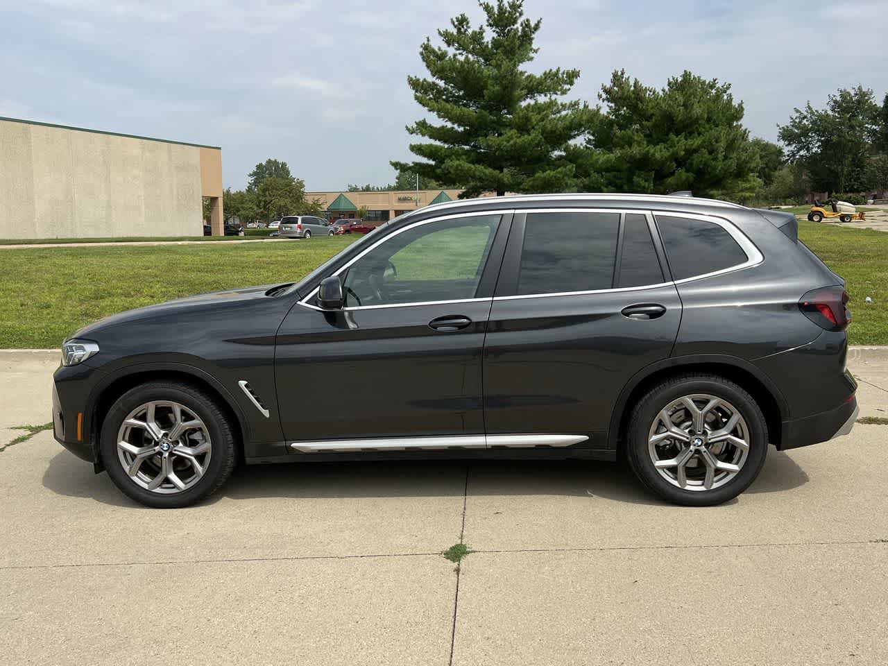 2023 BMW X3 xDrive30i 3