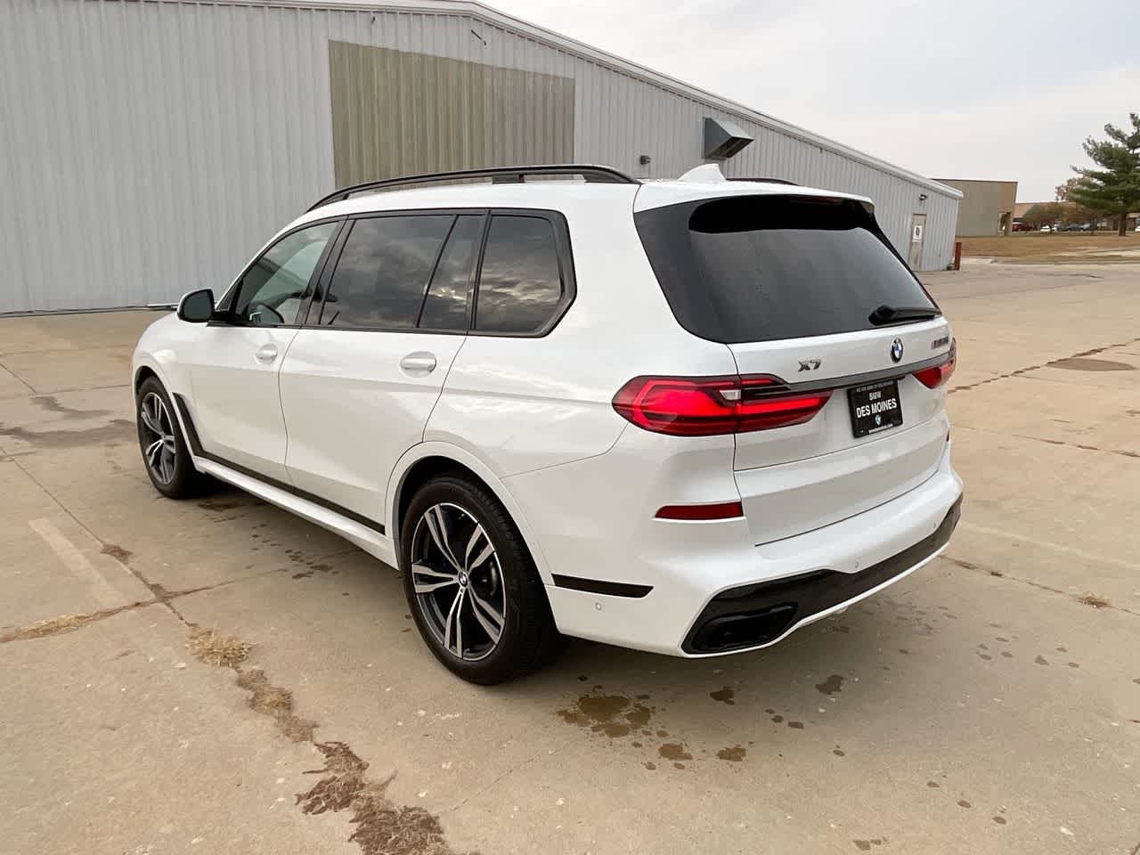 2022 BMW X7 M50i 4