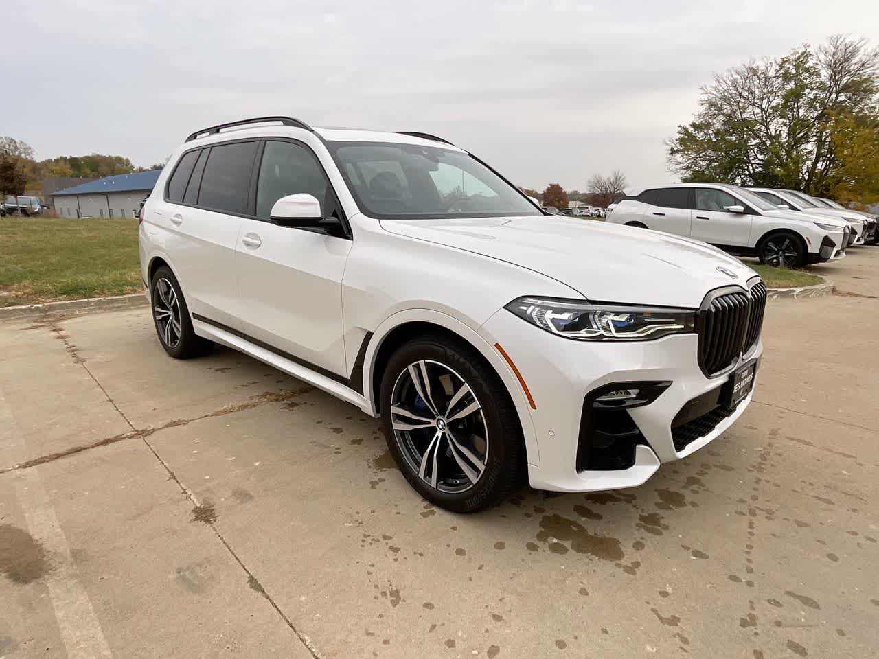 2022 BMW X7 M50i 8