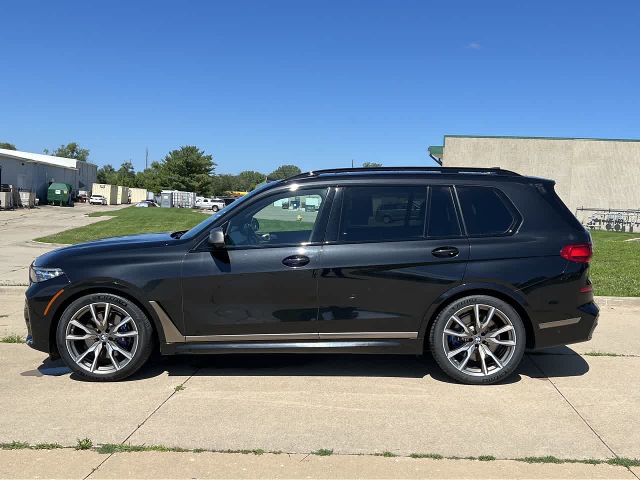 2022 BMW X7 M50i 3