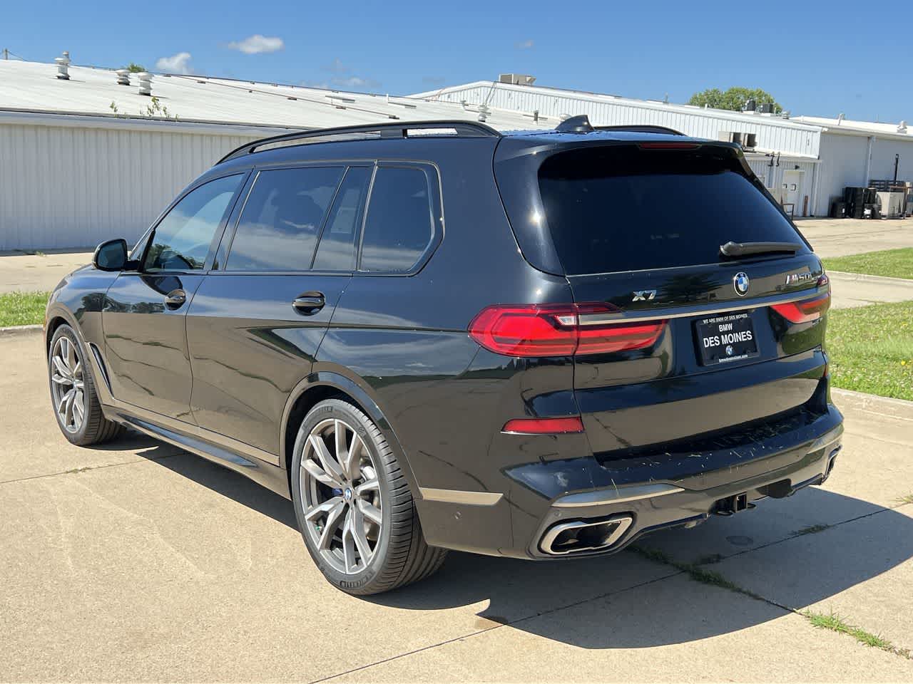 2022 BMW X7 M50i 4