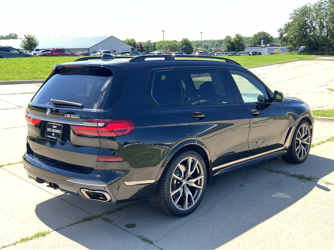 2022 BMW X7 M50i 6