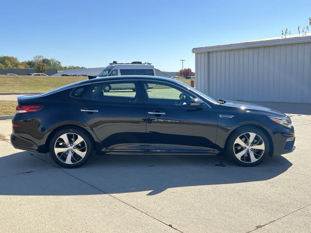 2019 Kia Optima S 7