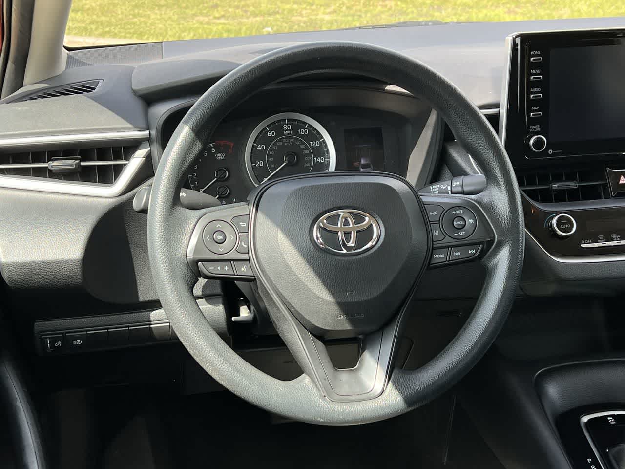 2021 Toyota Corolla LE 17