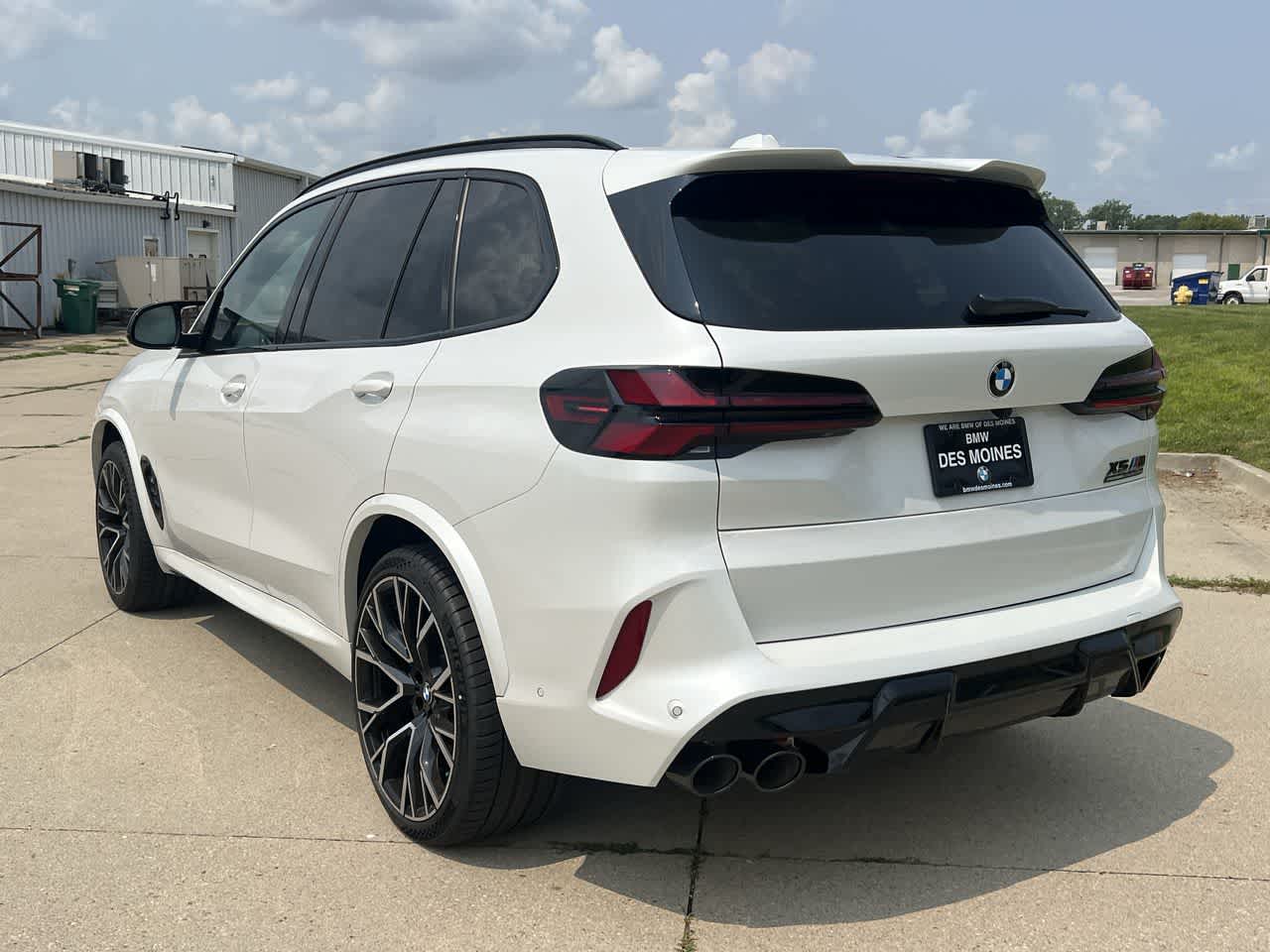 2025 BMW X5 M Competition 4