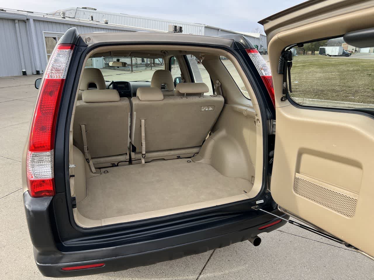 2005 Honda CR-V LX 33