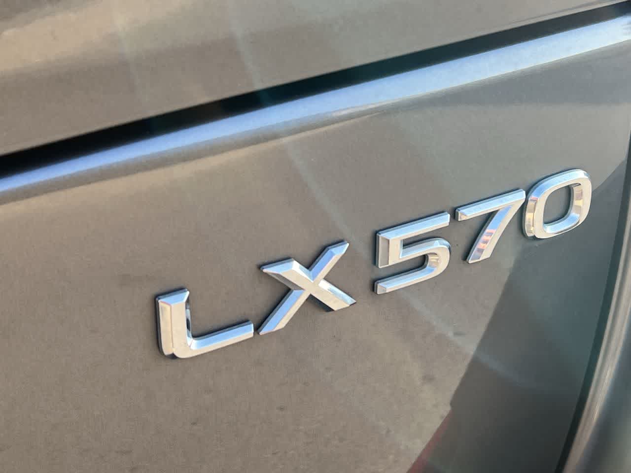 2017 Lexus LX LX 570 12