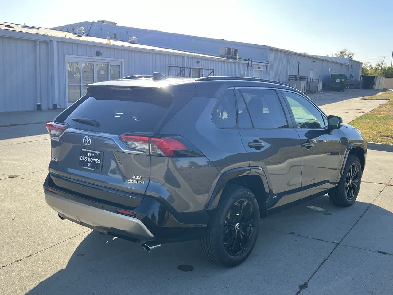 2023 Toyota RAV4 Hybrid XSE 6