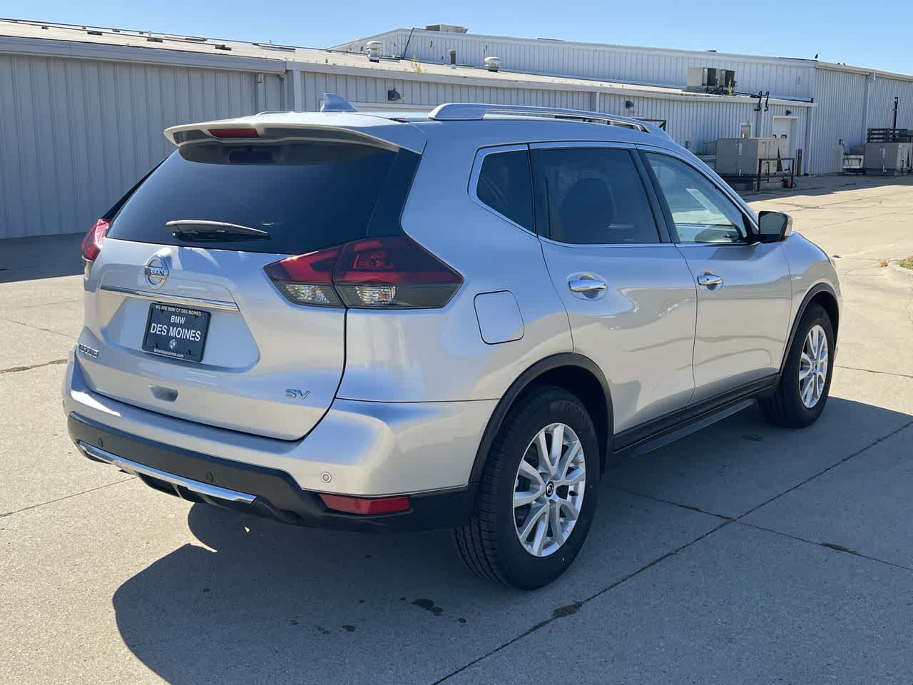 2020 Nissan Rogue SV 6