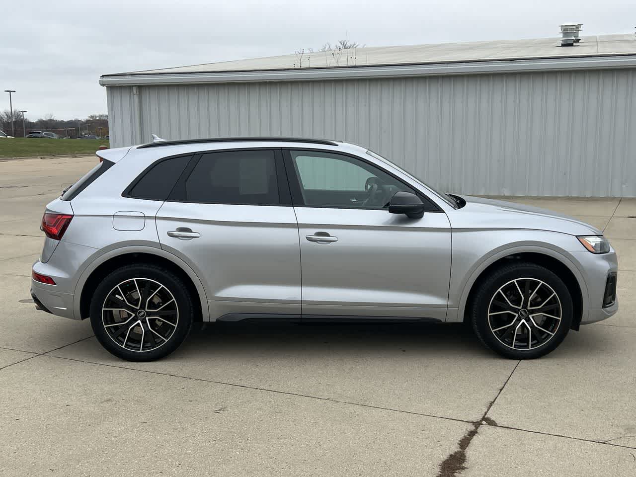 2021 Audi SQ5 Premium Plus 7