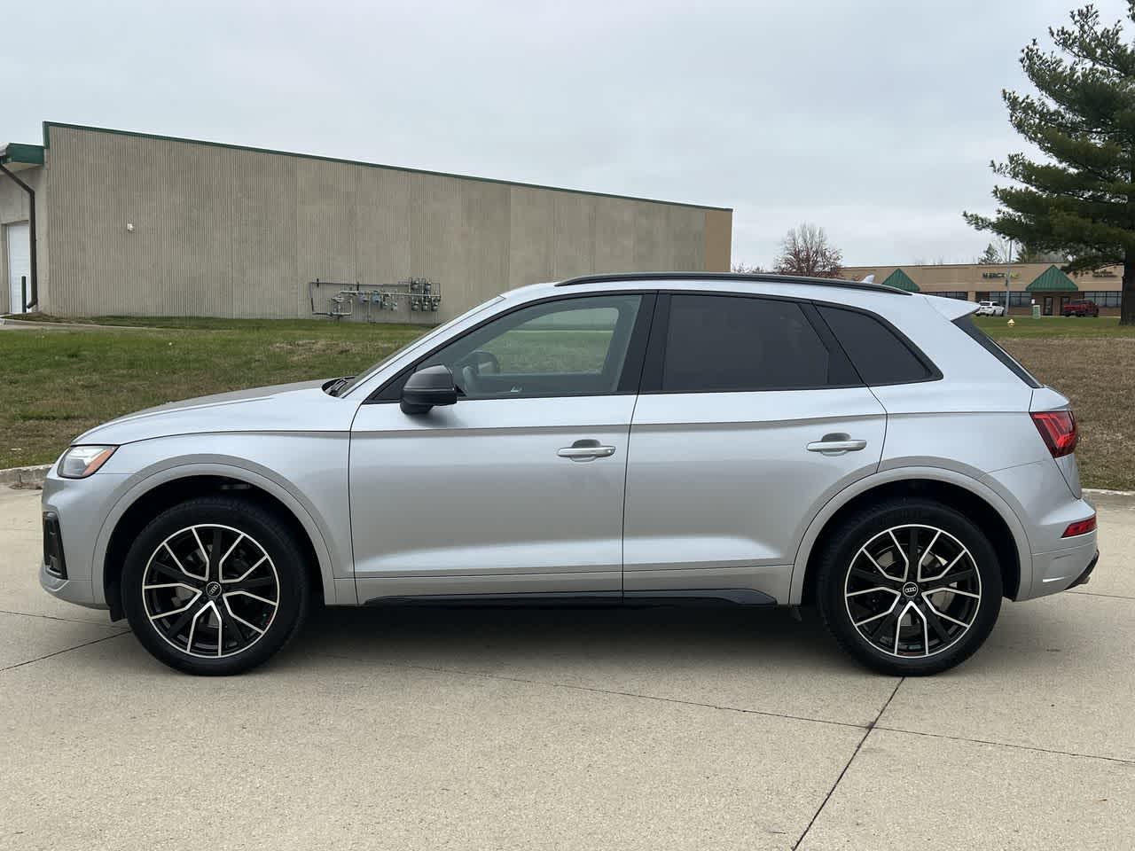 2021 Audi SQ5 Premium Plus 3