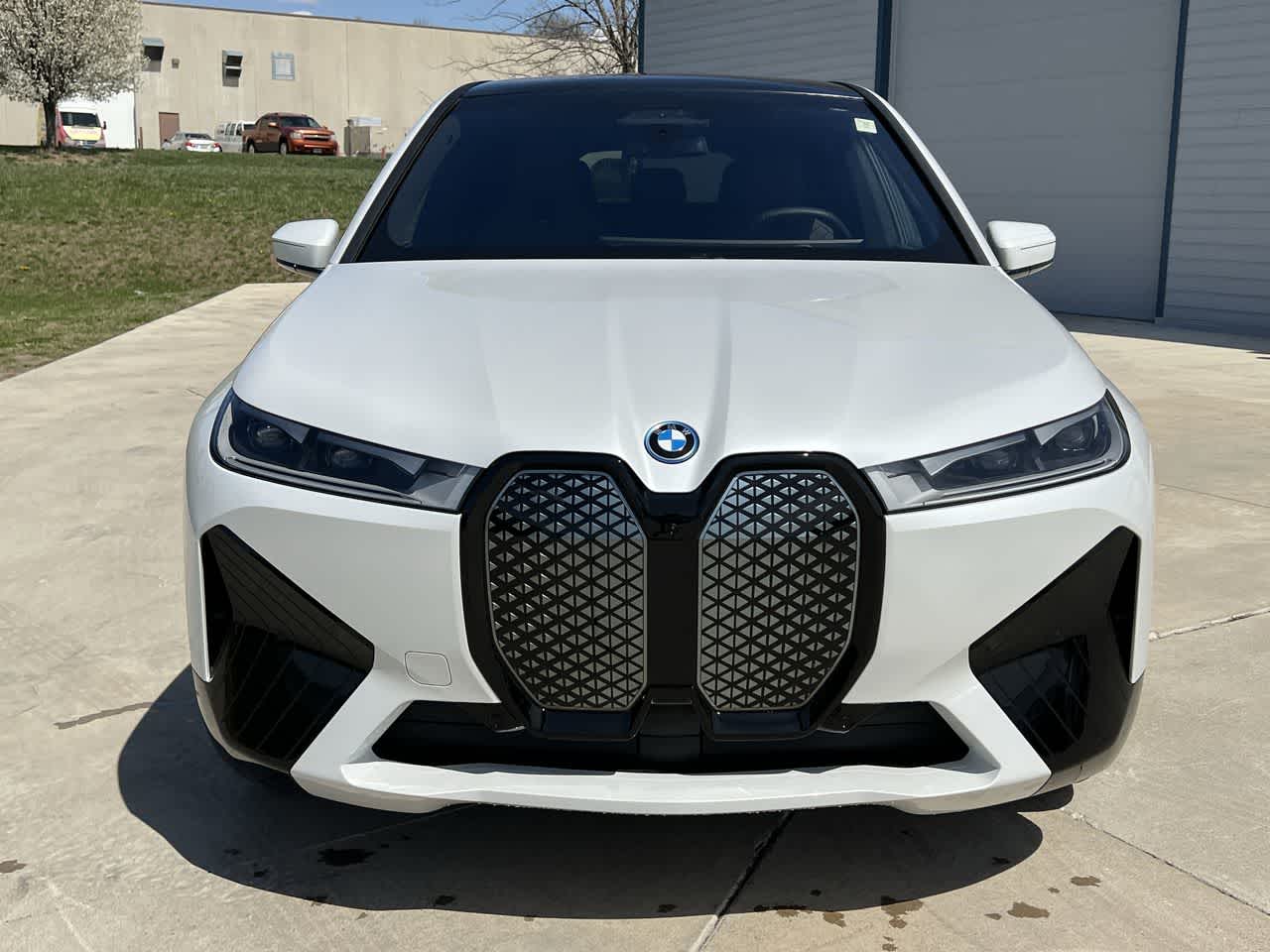 2024 BMW iX xDrive50 9