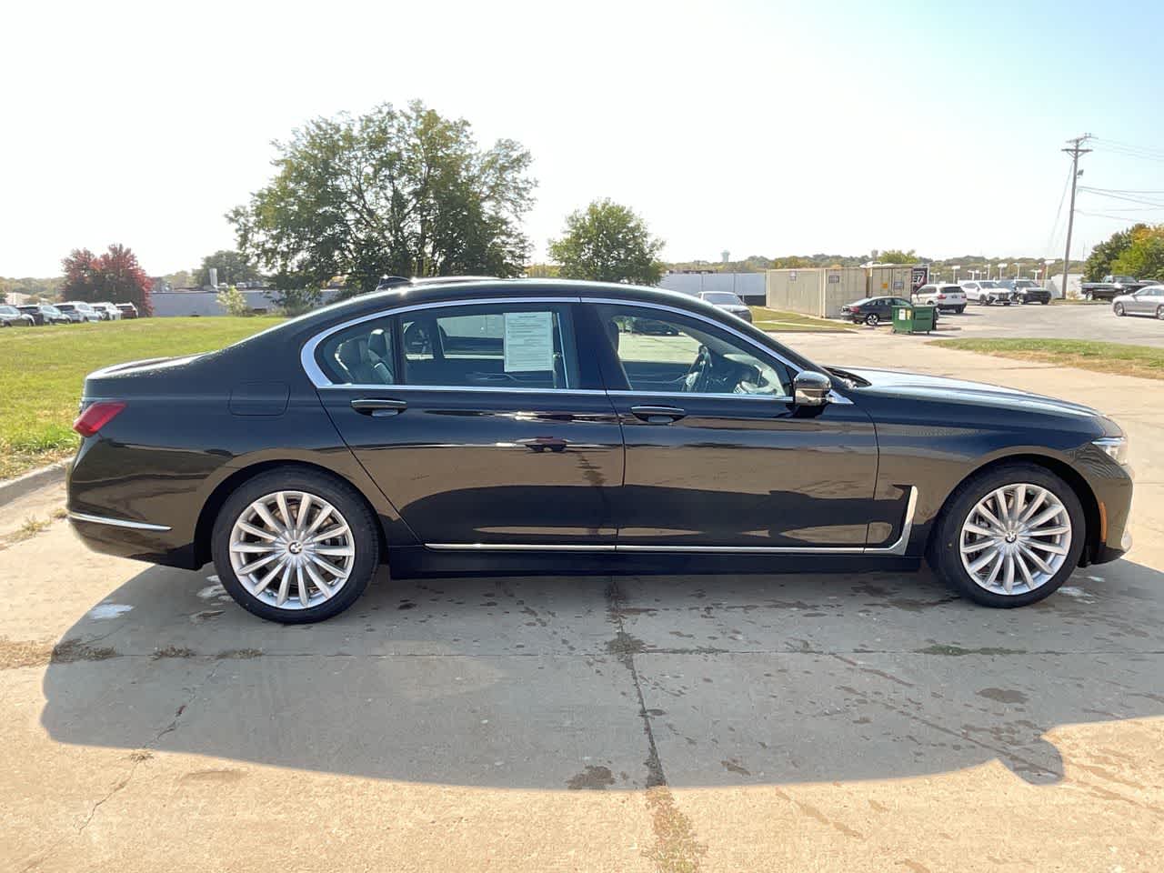 2022 BMW 7 Series 740i xDrive 7