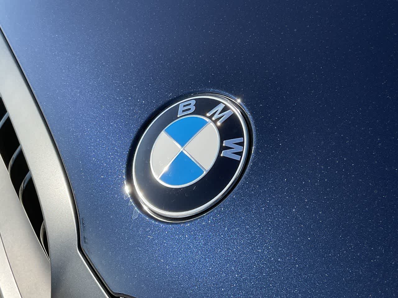 2024 BMW 8 Series M850i xDrive 10