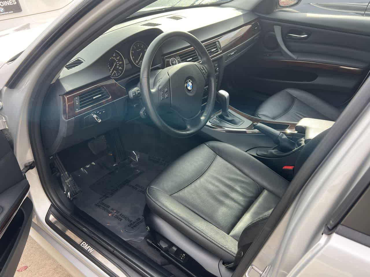 2011 BMW 3 Series 328i xDrive 2