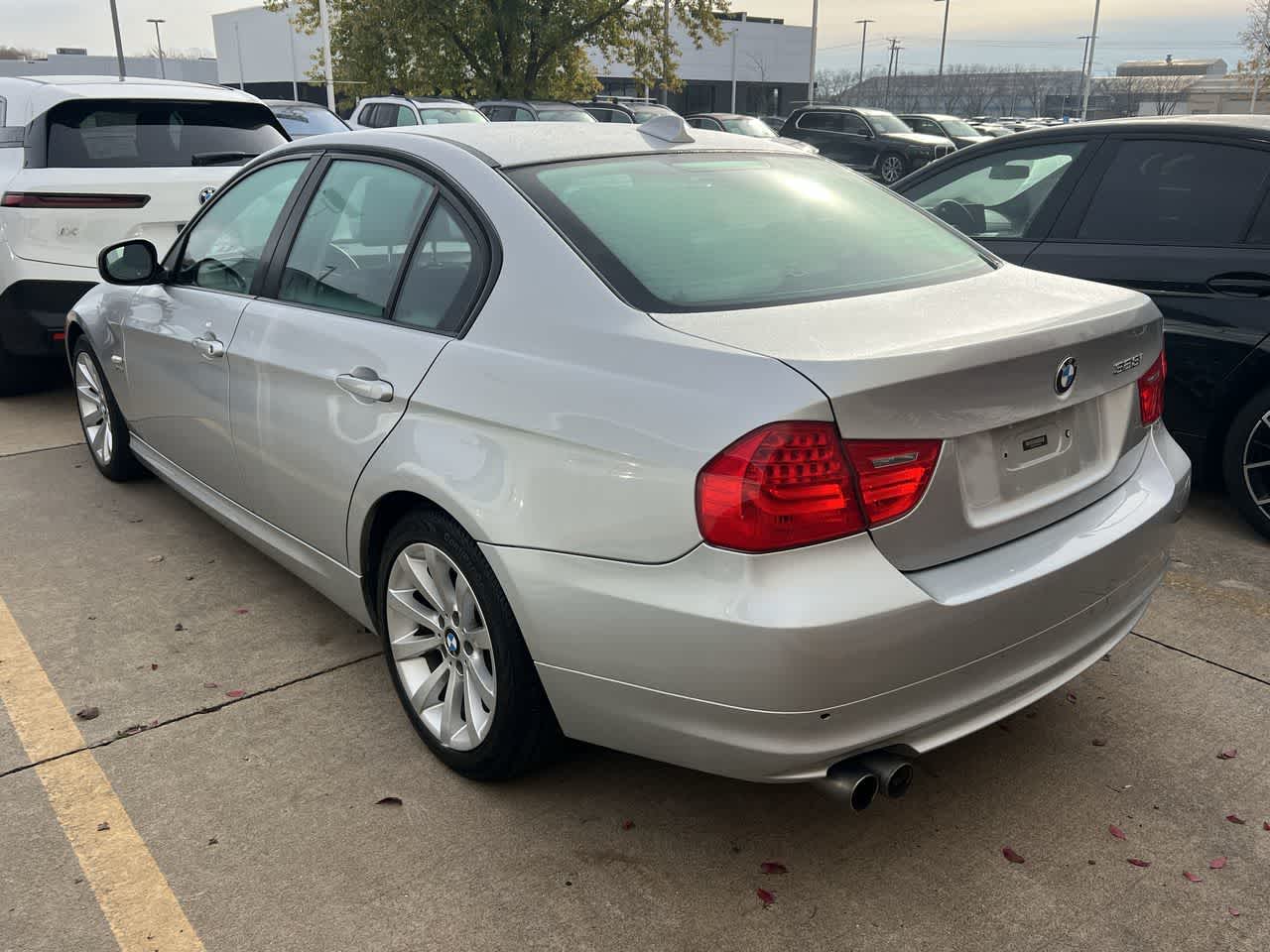 2011 BMW 3 Series 328i xDrive 3