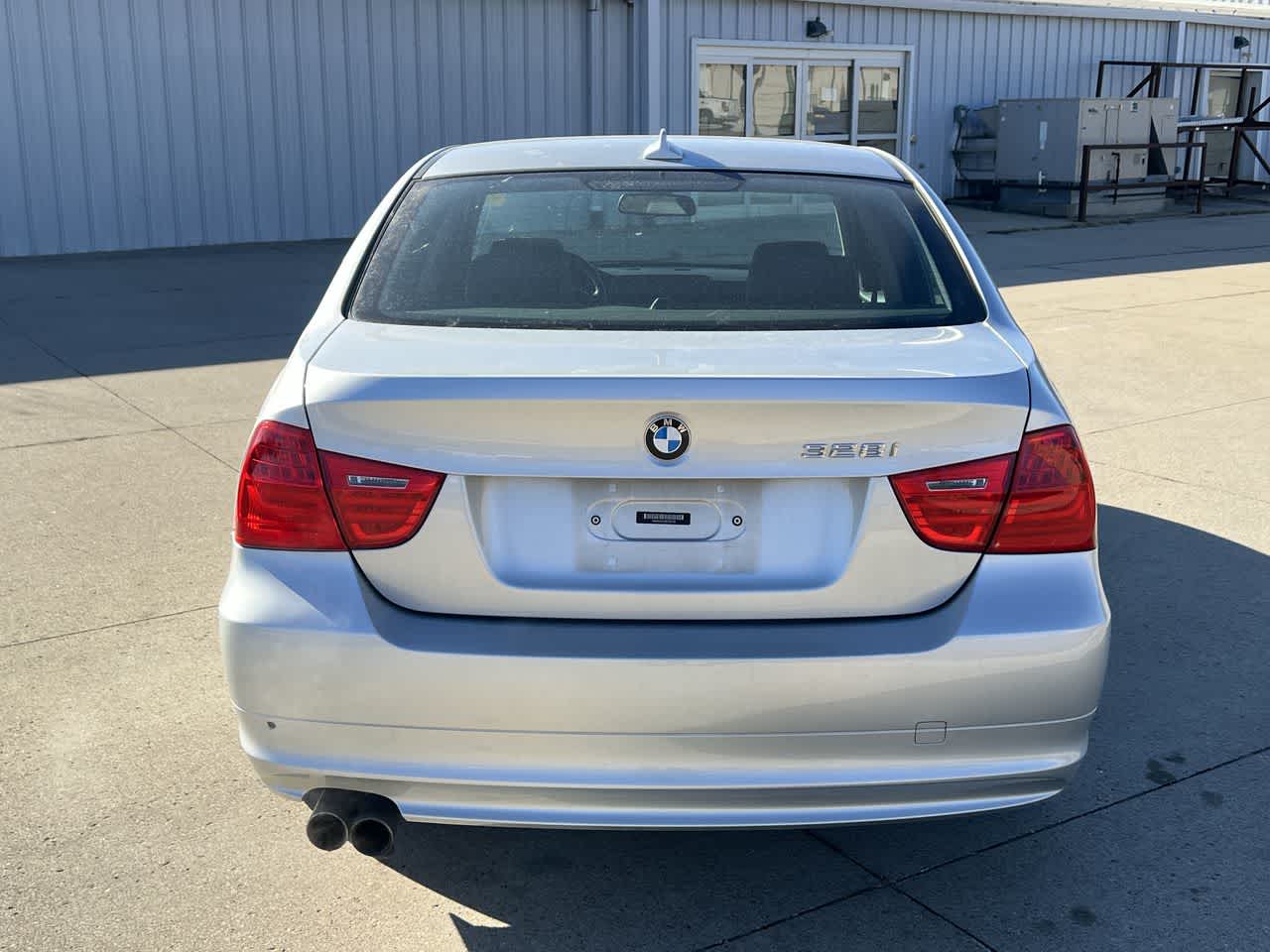 2011 BMW 3 Series 328i xDrive 5