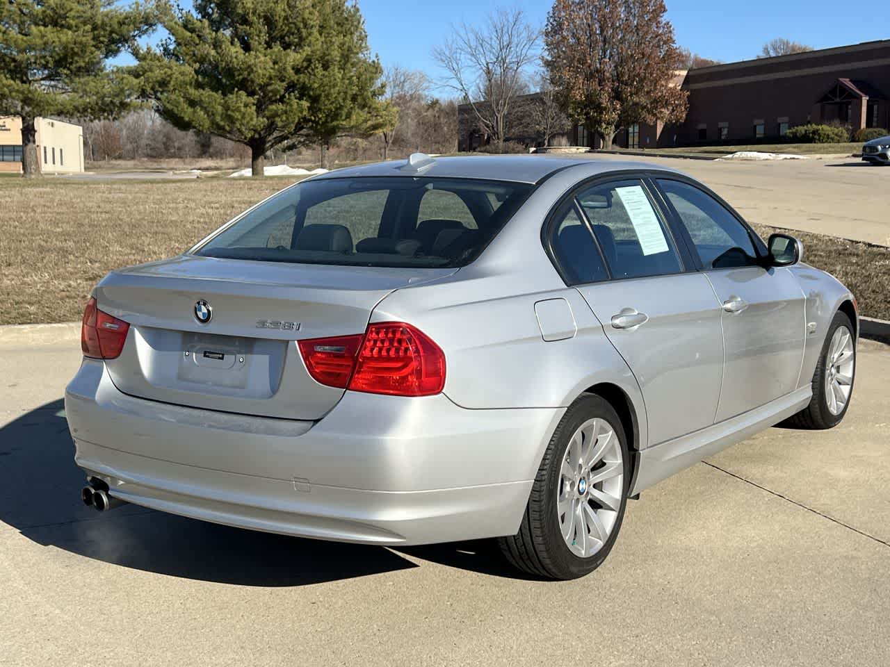 2011 BMW 3 Series 328i xDrive 6